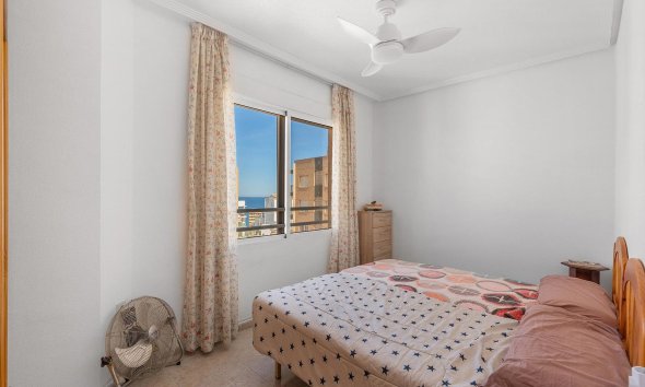 Resale - Apartment - Torrevieja - Cabo Cervera