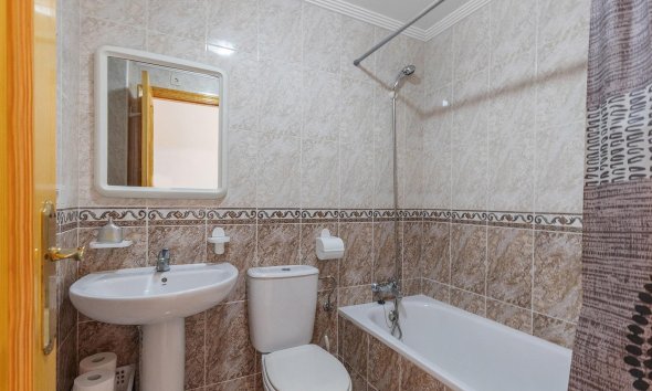 Resale - Apartment - Torrevieja - Cabo Cervera