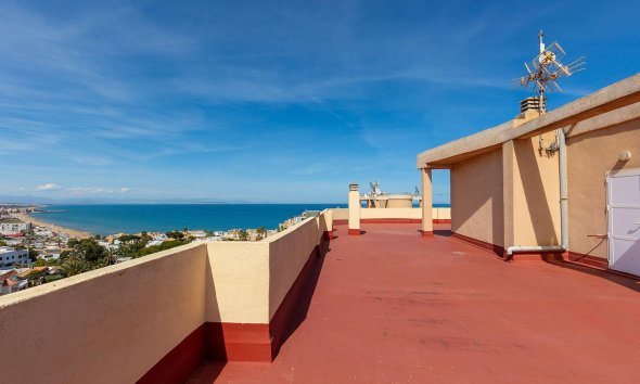 Resale - Apartment - Torrevieja - Cabo Cervera