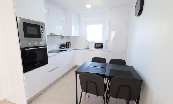 Rynek Wtórny - Bungalow / Domek parterowy - Orihuela Costa - La Zenia
