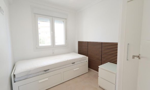 Rynek Wtórny - Bungalow / Domek parterowy - Orihuela Costa - La Zenia