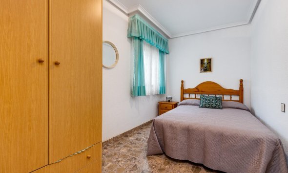 Resale - Apartment - Torrevieja - Playa del cura