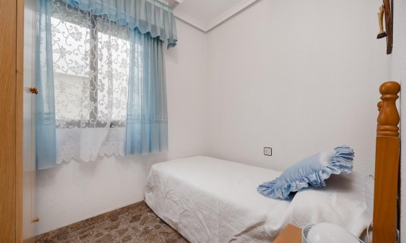 Resale - Apartment - Torrevieja - Playa del cura