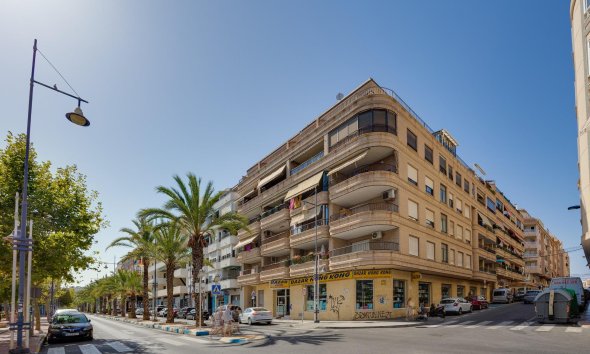 Resale - Apartment - Torrevieja - Playa del cura