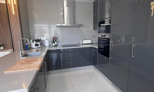 Resale - Villa - Orihuela Costa - Pau 8