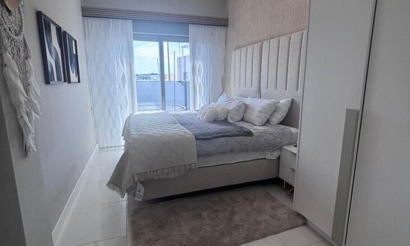 Resale - Villa - Orihuela Costa - Pau 8