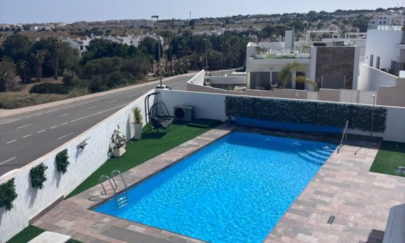 Resale - Villa - Orihuela Costa - Pau 8