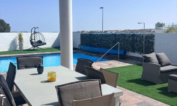 Resale - Villa - Orihuela Costa - Pau 8