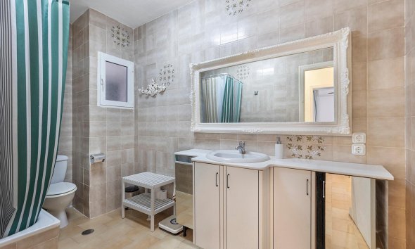 Resale - Terraced house / Townhouse - Torrevieja - Calas blanca
