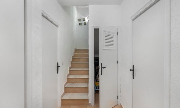 Resale - Terraced house / Townhouse - Torrevieja - Calas blanca