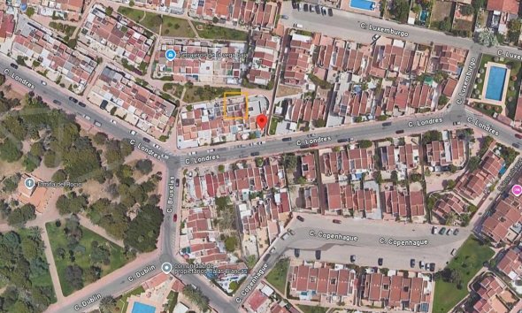 Resale - Terraced house / Townhouse - Torrevieja - Calas blanca