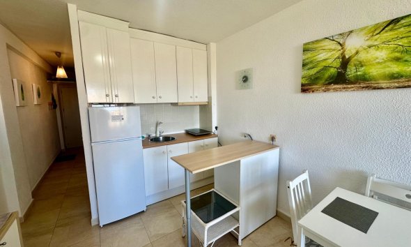 Resale - Apartment - Torrevieja - Cabo cervera