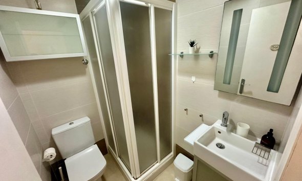 Resale - Apartment - Torrevieja - Cabo cervera