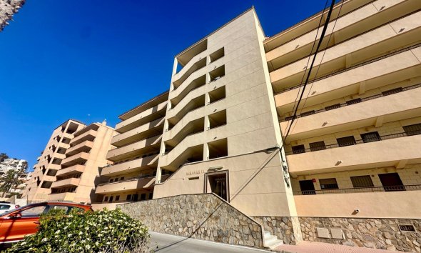 Resale - Apartment - Torrevieja - Cabo cervera