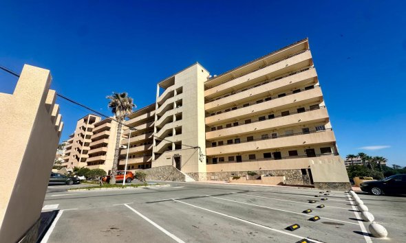 Resale - Apartment - Torrevieja - Cabo cervera