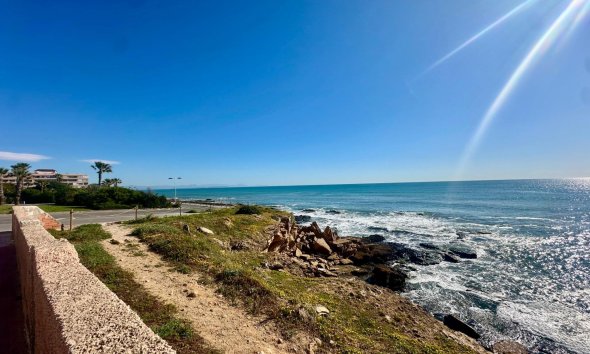 Resale - Apartment - Torrevieja - Cabo cervera