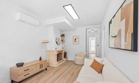 Resale - Terraced house / Townhouse - Orihuela Costa - Villamartin