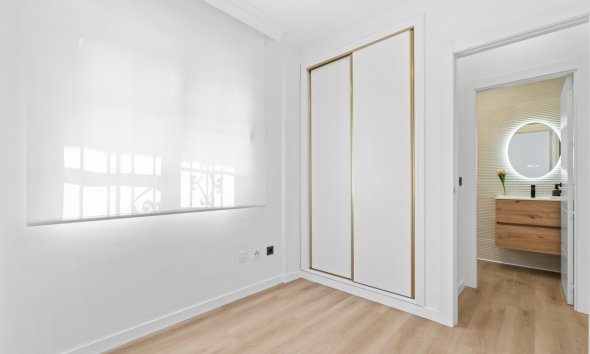 Resale - Terraced house / Townhouse - Orihuela Costa - Villamartin