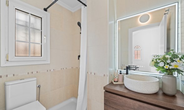 Resale - Terraced house / Townhouse - Orihuela Costa - Villamartin