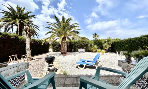 Resale - Villa - Orihuela Costa - La Zenia