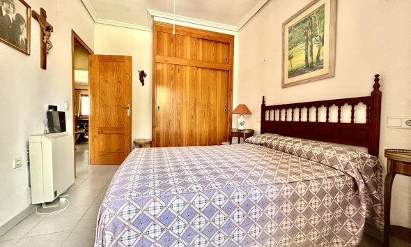 Resale - Villa - Orihuela Costa - La Zenia