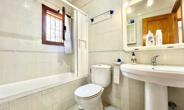 Resale - Villa - Orihuela Costa - La Zenia
