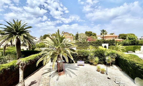 Resale - Villa - Orihuela Costa - La Zenia