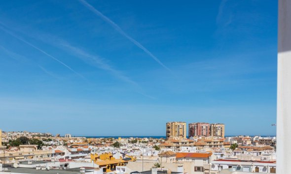 Resale - Apartment - Torrevieja - Playa del cura