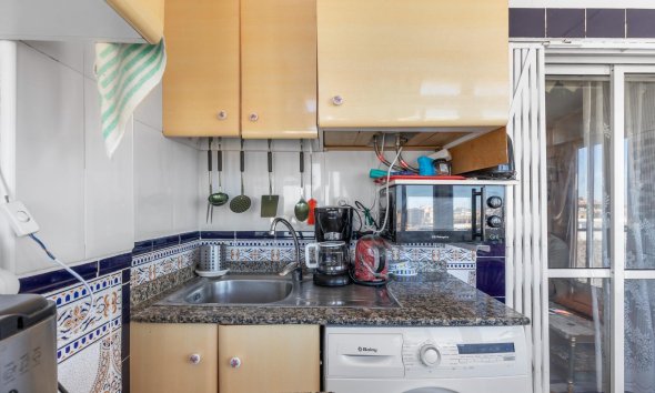 Resale - Apartment - Torrevieja - Playa del cura