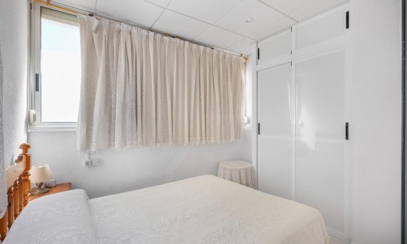 Resale - Apartment - Torrevieja - Playa del cura