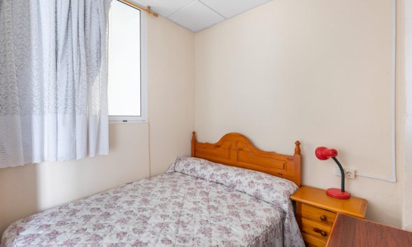 Resale - Apartment - Torrevieja - Playa del cura