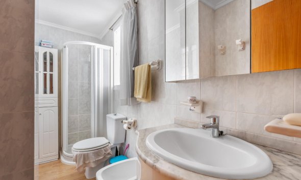 Resale - Apartment - Torrevieja - Playa del cura