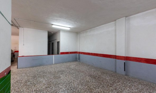 Resale - Apartment - Torrevieja - Playa del cura