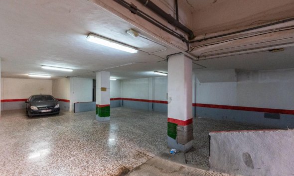 Resale - Apartment - Torrevieja - Playa del cura