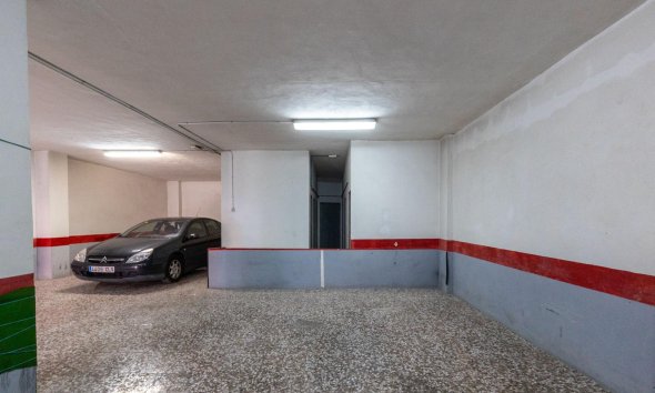 Resale - Apartment - Torrevieja - Playa del cura