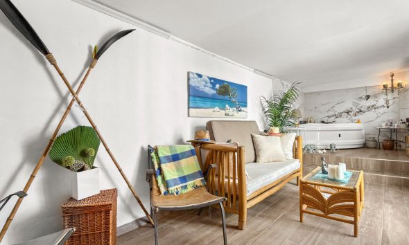 Reventa - Villa / Casa - Ciudad Quesada