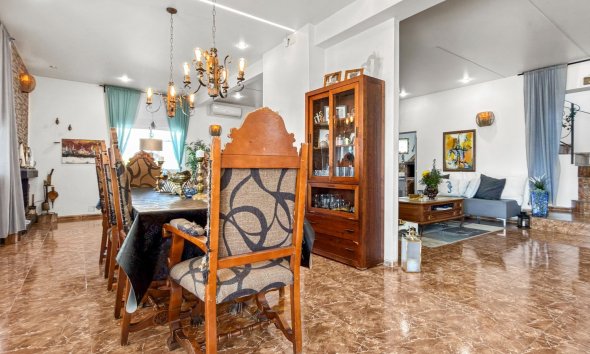 Reventa - Villa / Casa - Ciudad Quesada