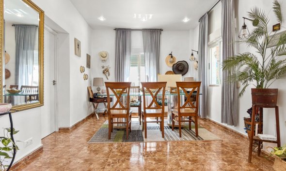 Reventa - Villa / Casa - Ciudad Quesada