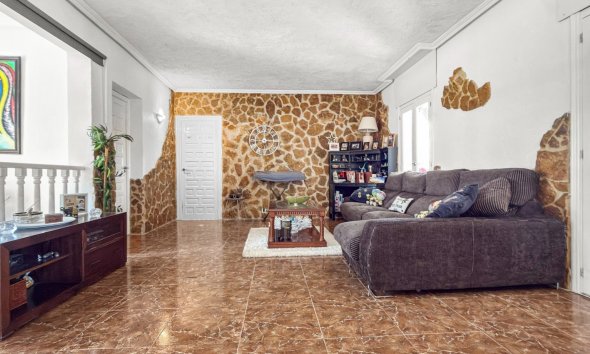 Reventa - Villa / Casa - Ciudad Quesada