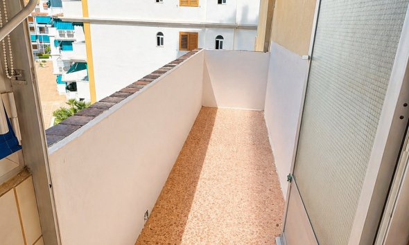 Resale - Apartment - Torrevieja - La Mata