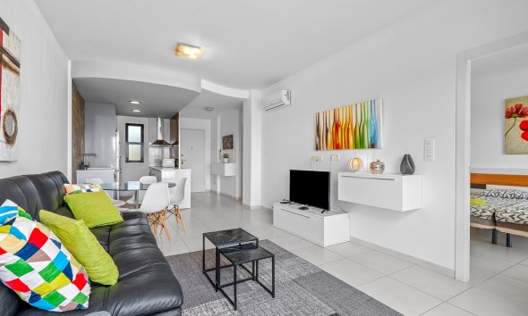 Resale - Apartment - Orihuela Costa - La Zenia