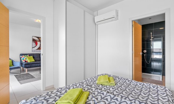 Resale - Apartment - Orihuela Costa - La Zenia