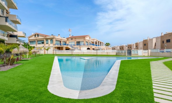 Resale - Apartment - Orihuela Costa - La Zenia