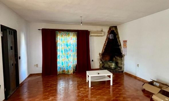 Resale - Villa - Torrevieja - Aguas Nuevas