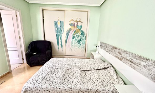 Resale - Apartment - ﻿Torrevieja (Alicante) - Torrevieja