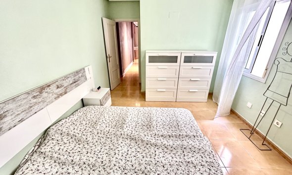 Resale - Apartment - ﻿Torrevieja (Alicante) - Torrevieja