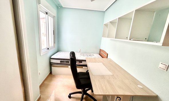 Resale - Apartment - ﻿Torrevieja (Alicante) - Torrevieja