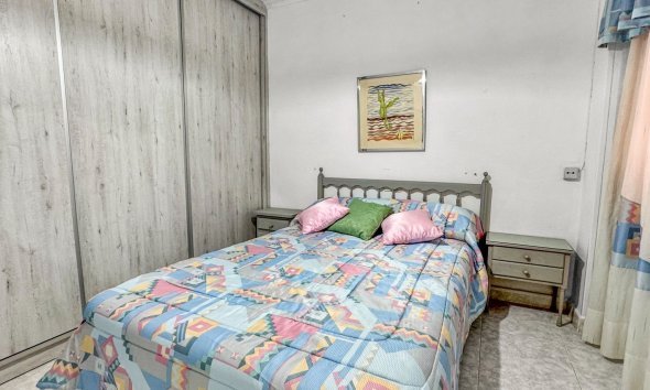 Resale - Apartment - Torrevieja - Playa de los Locos