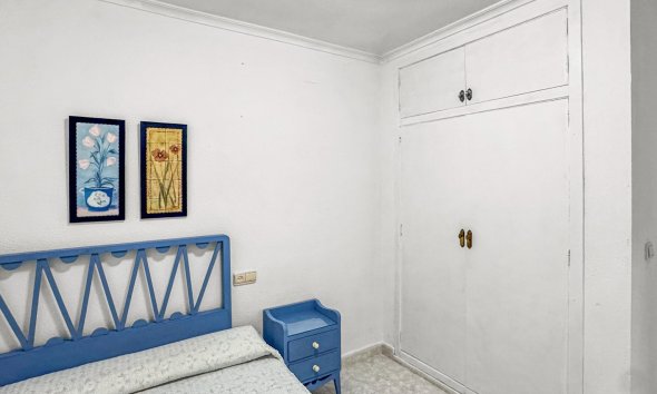 Resale - Apartment - Torrevieja - Playa de los Locos