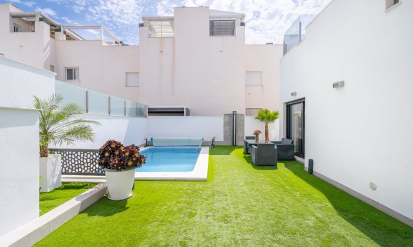 Reventa - Villa - ﻿Torrevieja (Alicante) - Torrevieja